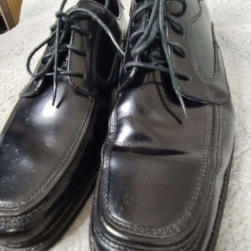 Rockport Men's Dress Shoe Size 10 Apron Toe Oxford Black K57116 Balance Man Made
